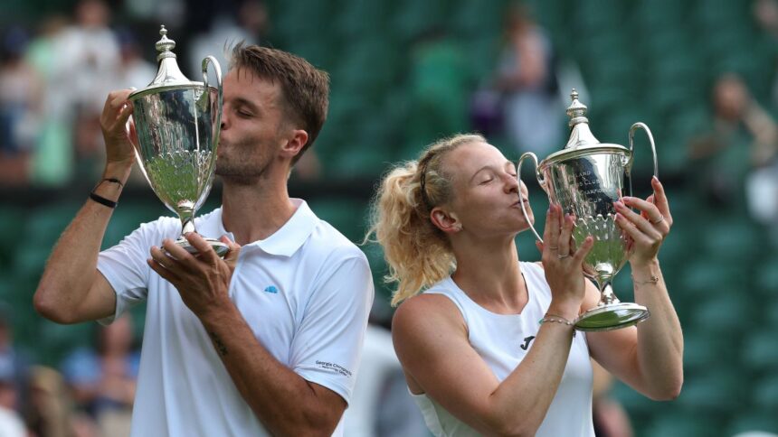 wimbledon 2025 s a acordat primul trofeu katerina iti multumesc 6870a9ecacf3f