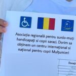 4 tinere din barbulesti judetul ialomita prinse la cersit in parcarea unui hipermarket din constanta 68a2e7a826017