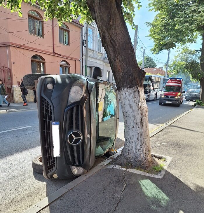 accident in constanta masina unei tinere s a rasturnat soferul vinovat urcase beat la volan 68ab16d55bddb
