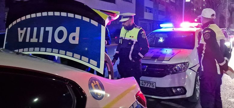 accident in portul constanta ghinion cu carul pentru soferul unei autoutilitare beat crita aflat la volan 68a878f98b82c