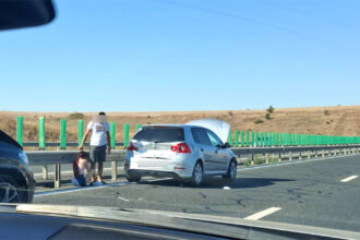 accident rutier pe a2 la iesire din cernavoda un autoturism s a izbit de parapete 68ac1b618ed0e