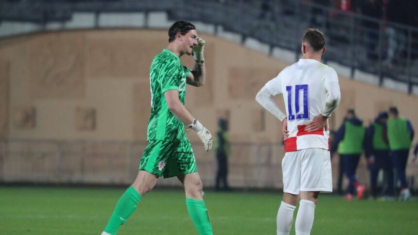 adversara fcsb face afaceri cu miliardarii portarul croatilor a ajuns la cel mai bogat club din campionatul italiei 68b356e9ec7e7