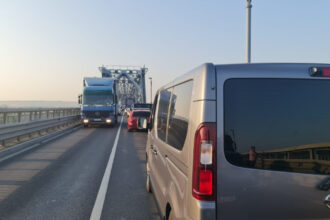 aglomeratie la granita cu bulgaria din cauza lucrarilor la podul giurgiu ruse rute alternative pentru iesirea din tara 68b29b2109624