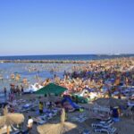 alerta pe plaja din eforie nord o fetita de 10 ani a fost prinsa intre stabilopozi 688e43749e50e