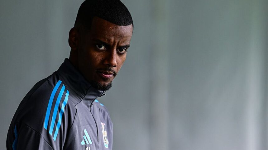 alexander isak a parasit o pe newcastle si se antreneaza cu real sociedad 688da0bfcfb96