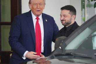 analiza cum a inceput donald trump sa se distanteze de negocierile de pace dintre rusia si ucraina si ce ar putea insemna asta 68a725c5c8e9c