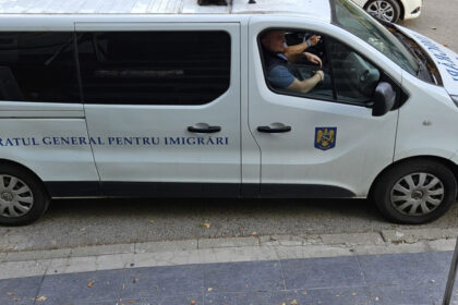 aproape 250 de straini au fost depistati in situatii ilegale in iulie in romania 65 de oameni au fost indepartati sub escorta 68905ba46d8e3