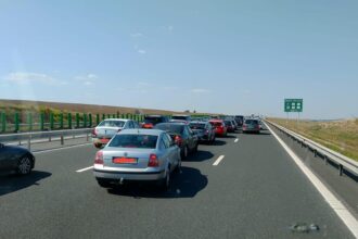 atentie soferi aglomeratie pe autostrada soarelui catre litoral 6896d94695090