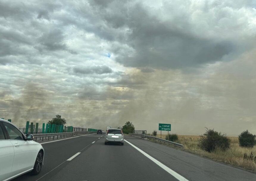 autostrada a2 blocata un incendiu de vegetatie a oprit circulatia pe ambele benzi ale sensului de mers catre bucuresti 68946b5170c22
