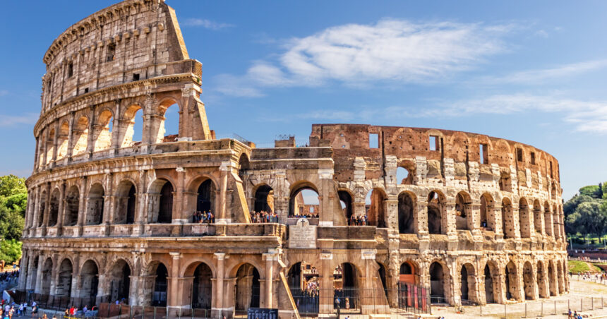 avertisment pentru turistii care au vizitat italia zeci de mii de acte de identitate scanate la receptie au fost furate de hackeri 689dffe8cdac6
