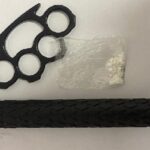 barbati prinsi cu arme albe si substante cu posibil efect psihoactiv in mamaia 68ac1b6884b06