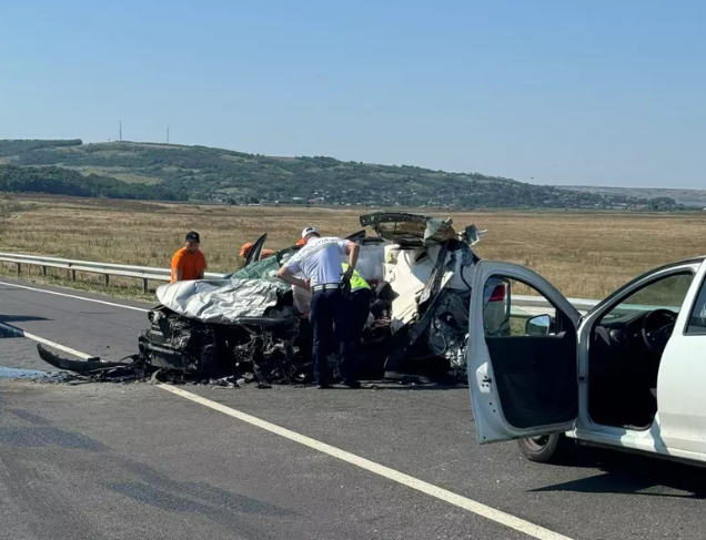 barbatul care a murit in accidentul din barlad era din saraiu si fusese eliberat din arest sambata cine este acesta 688f5cc3b64d0