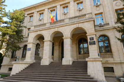 bnr trage semnalul de alarma cheltuieli tot mai mari cu forta de munca in mediul privat 68a74f1fcde60