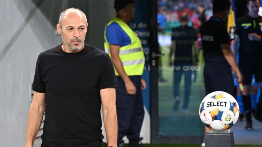 bogdan andone si a mitraliat jucatorii dupa umilinta cu botosani as fi schimbat opt am fost niste domnisoare 689a37b216e73