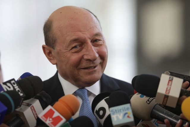 bolojan il amana pe basescu cu vila de protocol aflata la 2 pasi de adrian nastase foto document 6895ed3e6095c