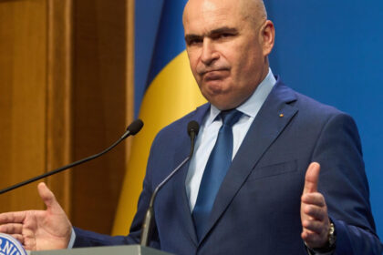 bolojan simbolul austeritatii intr un interviu pentru bloomberg urmatoarele sase luni sunt cruciale am fi avut un colaps total 689f41c8f14c6