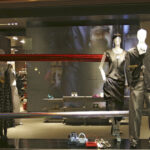 brand de lux amendat cu 35 milioane de euro muncitorii lucrau in conditii ilegale 688f13ed88853