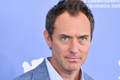 ce spune actorul britanic jude law despre eventuale repercusiuni dupa ce l a interpretat pe putin in filmul magul de la kremlin 68b483f21b2eb