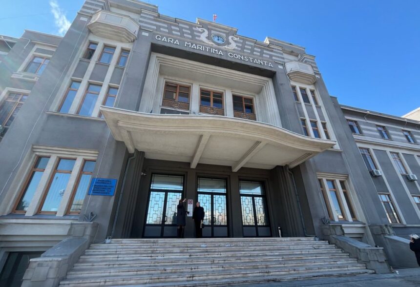 cine conduce portul constanta ce ii recomanda pe membrii consiliului de administratie 689dc34f91807
