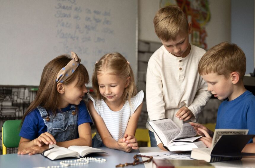 clasele cu sub 10 elevi vor fi comasate noi reguli pentru invatamantul preuniversitar anuntate de ministerul educatiei 68ad8fda8dde4