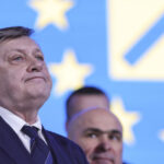 coalitia de la o promisiune la alta respinge proiectul antonescu privind pensiile speciale pentru o varianta similara a guvernului 68a5ae4c5bbce