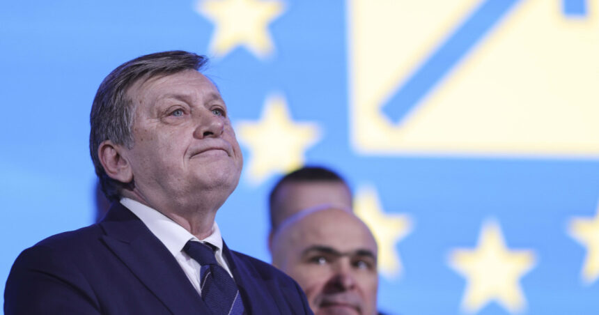coalitia de la o promisiune la alta respinge proiectul antonescu privind pensiile speciale pentru o varianta similara a guvernului 68a5ae4c5bbce