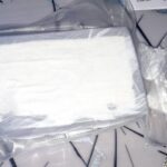 cocaina de 85 000 de euro gasita in urma unei perchezitii in lumina suspectul a fost retinut pentru trafic de droguri 689c884bab0a4