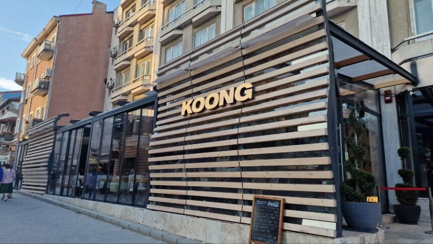 compania koong btt srl administrata de ionut budi asteapta de doua luni verdictul instantei la mijloc restaurantul din zona peninsulara 689aafcc5570a