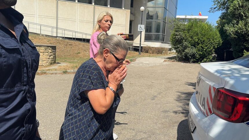 concubina lui virgil vlad rupe tacerea arestata in dosarul fabrica de mosteniri femeia a recunoscut ca a falsificat certificate de mostenitor la indemnul barbatului 688ff47863fc1