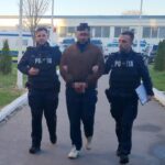 condamnare definitiva in cazul tanarului din costinesti care si a terorizat familia si a furat o masina 689e5c6089949