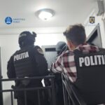 constanta perchezitii la o agentie de turism peste 20 de turisti ar fi fost inselati ce acuzatii fac procurorii 68a991fd4d5a5