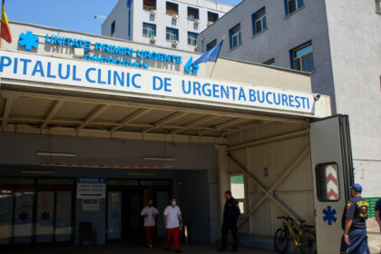coordonatorul demis al centrului de arsi de la floreasca ameninta ca l da in judecata pe ministrul rogobete 6894655459257