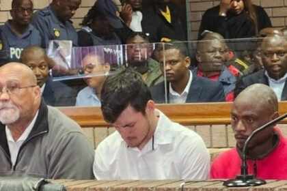 crimele care au infuriat africa de sud un muncitor alb admite ca a hranit porcii cu cadavrele a doua femei de culoare ucise la o ferma 6890def002c51