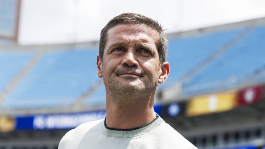 cristi chivu intra in joc si pune 30 de milioane de euro la bataie inter se lupta cu fortele europene 689df7fb807ad