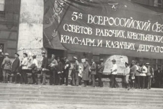 cu o suta de ani inainte de evgheni prigojin cum au fost bolsevicii aproape de colaps din cauza unei revolte neasteptate de la moscova 6897a40819357