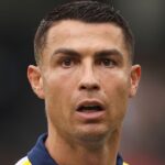 de ce ii e frica lui ronaldo mereu il lasa in afara dormitorului 689081cecd5d0
