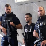 de ce sunt jandarmi inarmati in statiile de metrou din bucuresti explicatia oficiala a institutiei 689b4693b9b5a