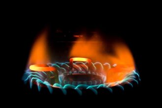 distrigaz sud retele a oprit furnizarea gazelor pe mai multe strazi din navodari iata de ce 689c77ff52a0a