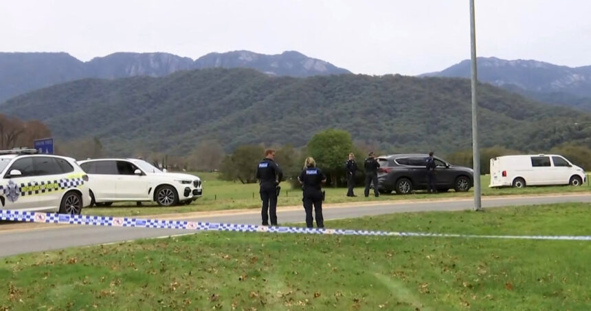 doi politisti impuscati mortal un al treilea grav ranit in australia suspectul e cautat de politie 68addc380b23d
