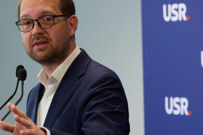 dominic fritz nimeni nu e nebun sa taie bani de la investitii adevarul e altul s au promis bani care nu exista 68a2f1d086748