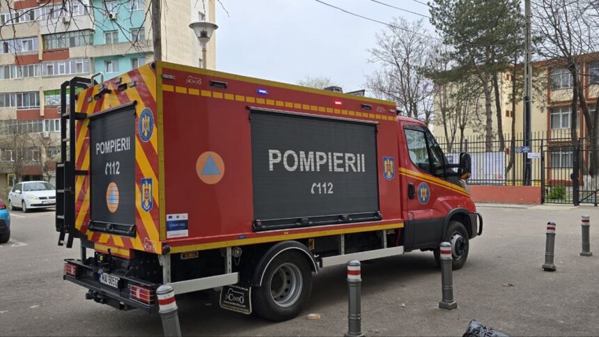doua autoturisme s au ciocnit aproape de plaja modern pe strada ecaterina varga pompierii chemati de urgenta 68a9aec13548a