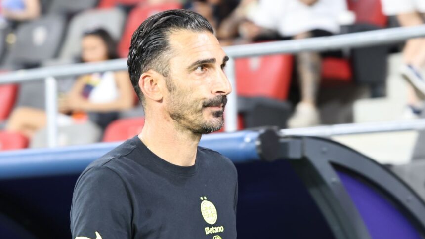 elias charalambous isi calmeaza jucatorii inainte de rapid fcsb campionatul este un maraton nu se va termina duminica 68a1a554bbe3a