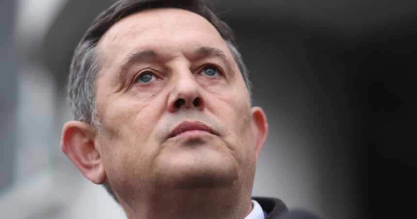 eurodeputatul aur gheorghe piperea opozitia pregateste 6 motiuni de cenzura impotriva guvernului bolojan plangere si la cedo 68b1b766844a2