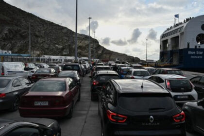 exclusiv cum le a fost furata masina unor turisti romani in grecia au intrat peste noi cand dormeam 68b2fda08355a