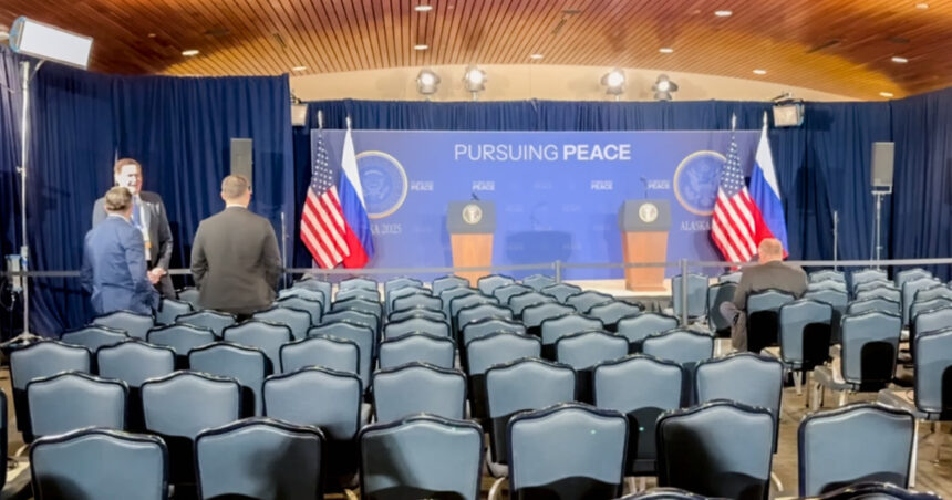 explicatia kremlinului pentru faptul ca putin si trump n au raspuns intrebarilor presei dupa summitul din alaska 68a01480a829e