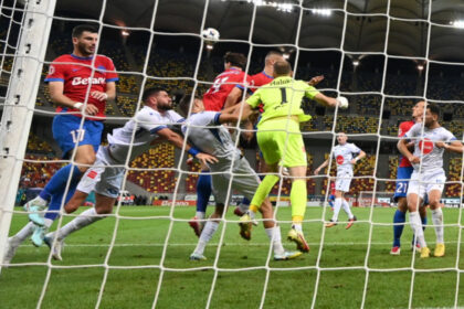 fcsb s a calificat in play off ul europa league dupa ce a invins si in deplasare pe fc drita 689e561877984