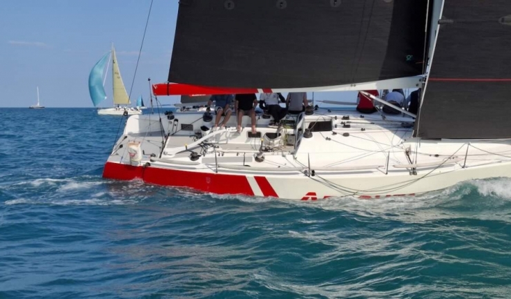federatia romana de yachting litoralul romanesc se transforma in arena pentru campioni 68a6e157662fc
