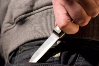 femeie din limanu amenintata cu un cutit de fostul concubin pentru a o face sa se impace cu el 68b0d124b1cb5