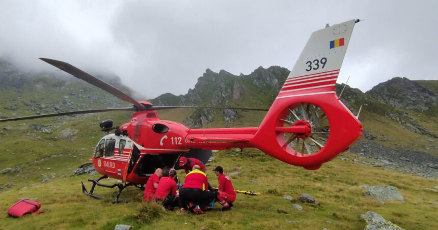 fetita de 9 ani gasita ranita si inconstienta la balea lac a fost preluata de urgenta cu un elicopter smurd 68a484acc7219