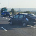foto accident pe autostrada a4 spre ovidiu un autoturism a intrat in parapet soferul este ranit 68a2b3a4c6844